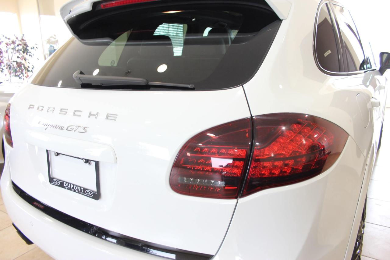 2014 Porsche Cayenne GTS 420HP NAVI REARCAM PANOROOF 21"SPORT WHEELS Photo