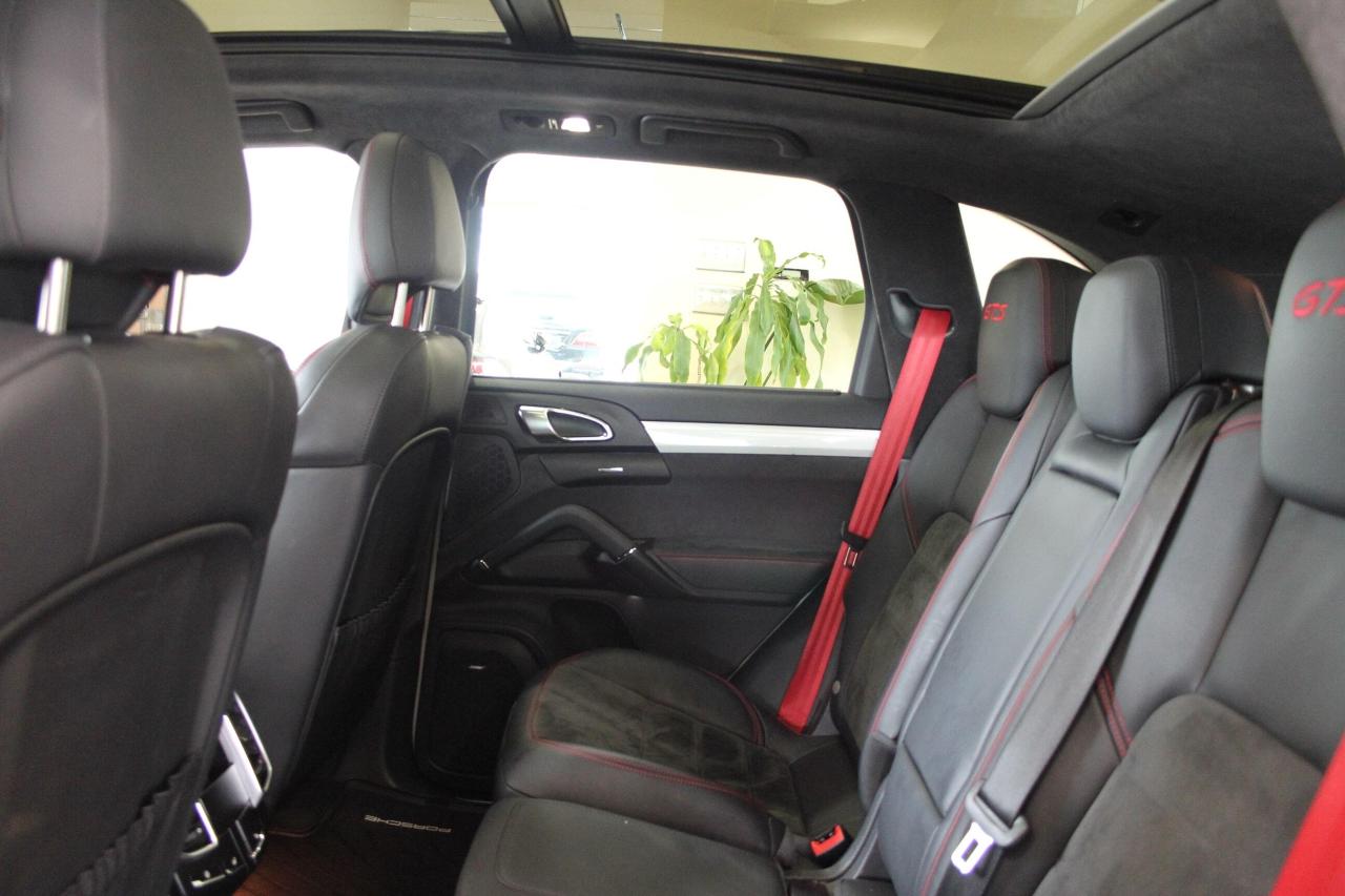 2014 Porsche Cayenne GTS 420HP NAVI REARCAM PANOROOF 21"SPORT WHEELS Photo