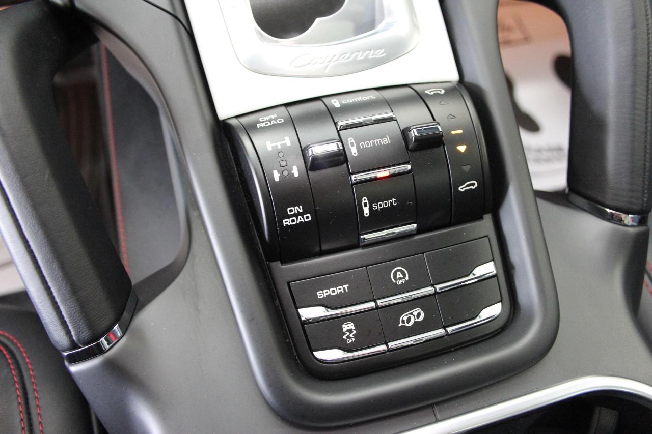 2014 Porsche Cayenne GTS 420HP NAVI REARCAM PANOROOF 21"SPORT WHEELS Photo