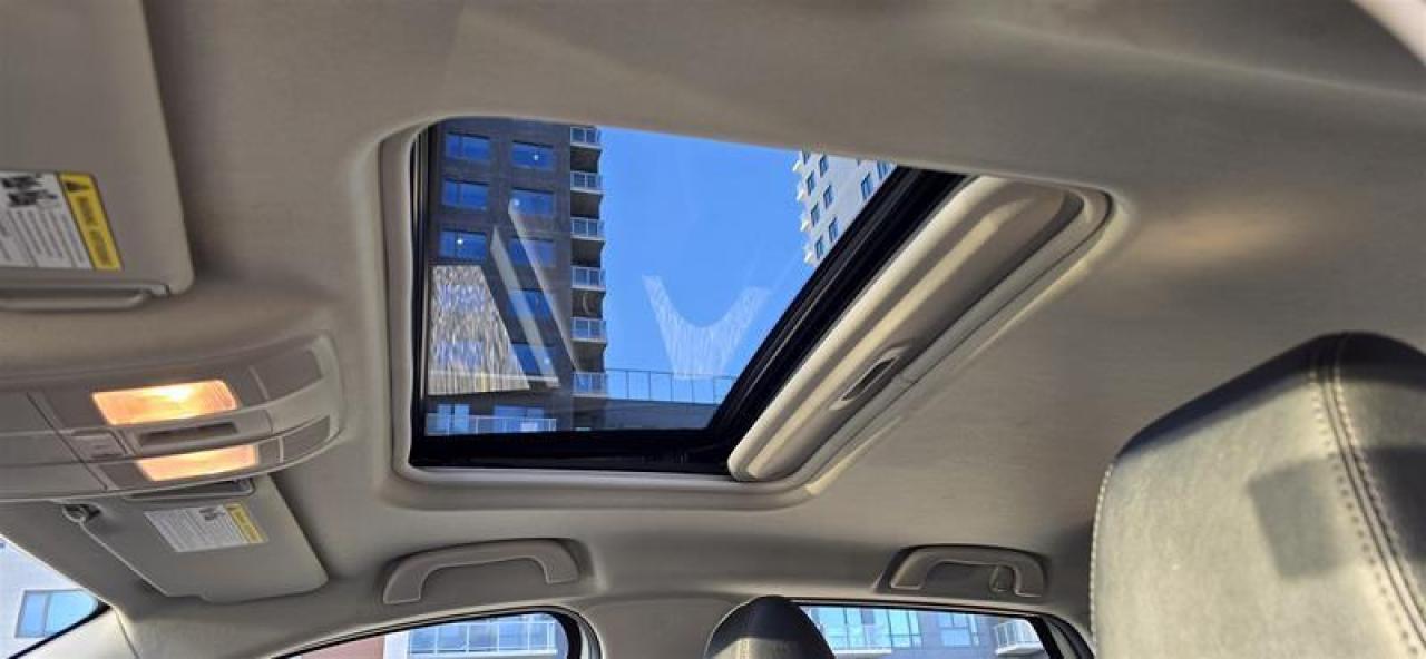 2022 Mazda CX-3 GT AWD AUTO/ Nav/ Sunroof, Leather Photo