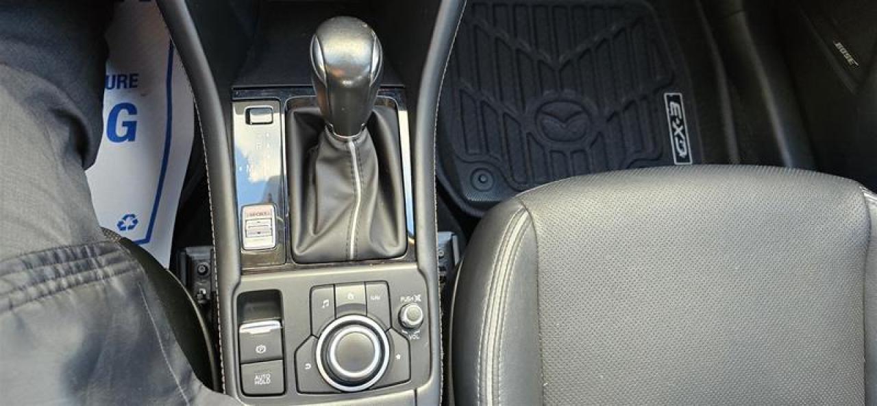 2022 Mazda CX-3 GT AWD AUTO/ Nav/ Sunroof, Leather Photo