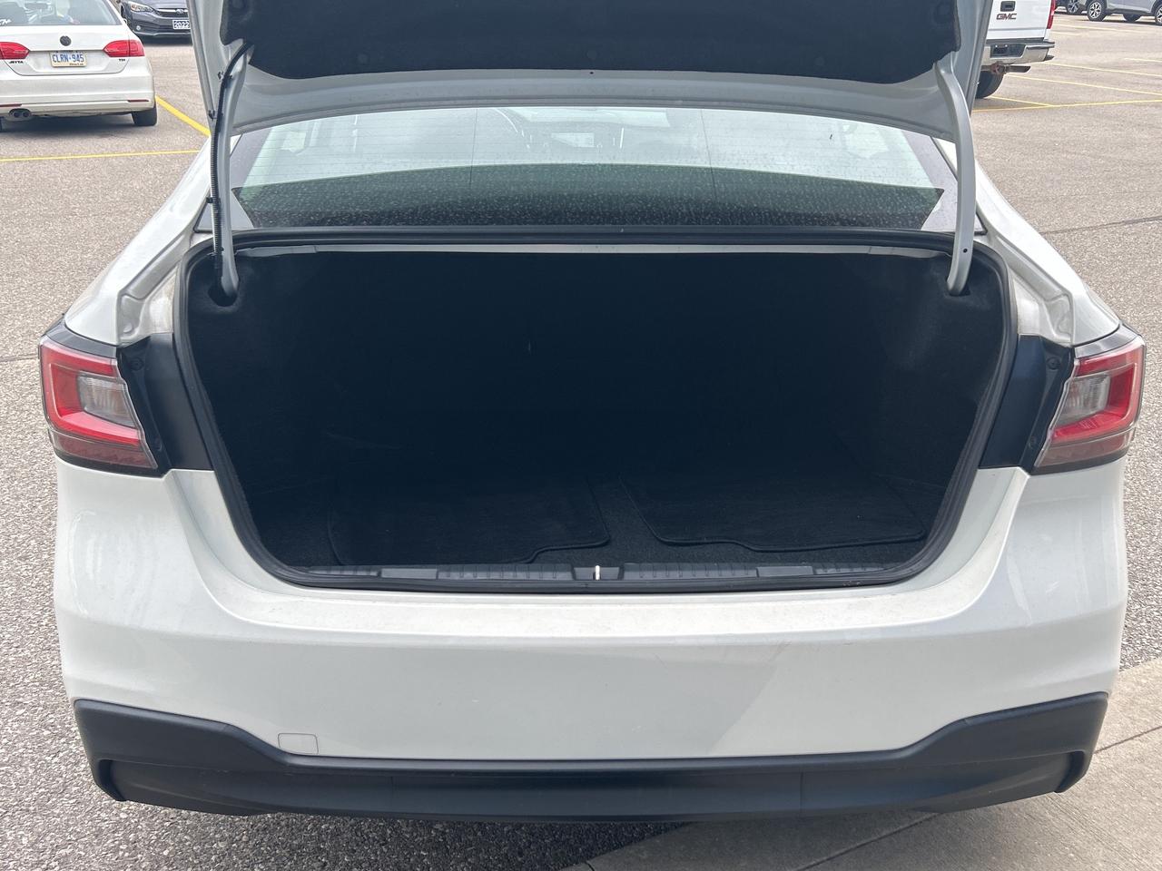 2022 Subaru Legacy Convenience CVT   Clean Carfax Photo