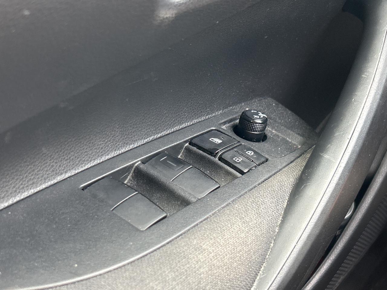 2022 Toyota Corolla Hybrid   Clean Carfax Photo