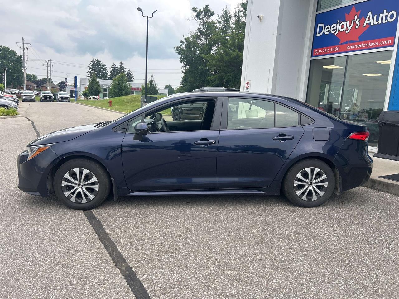 2022 Toyota Corolla Hybrid FWD   Clean Carfax Photo