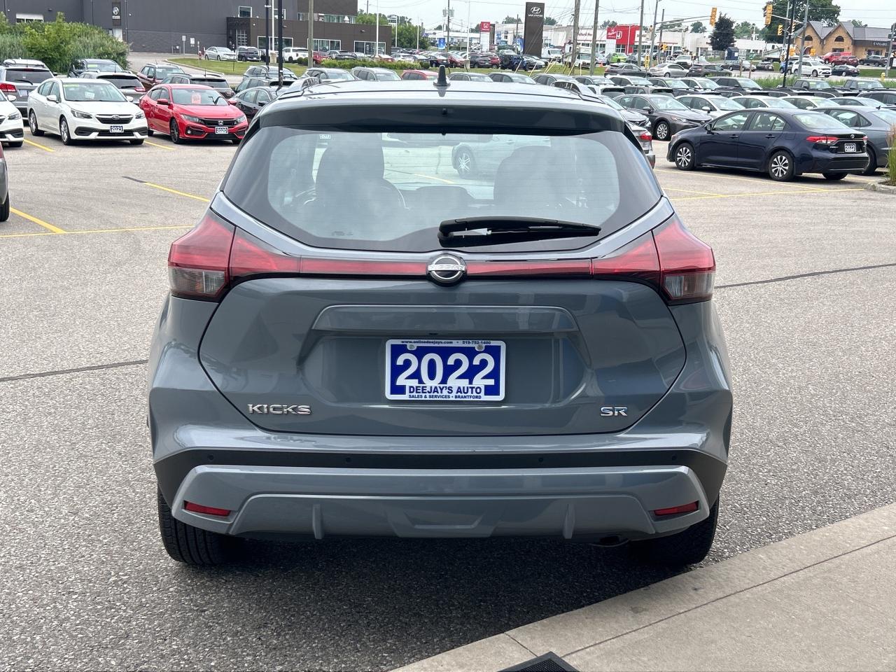 2022 Nissan Kicks SR   Clean Carfax Photo