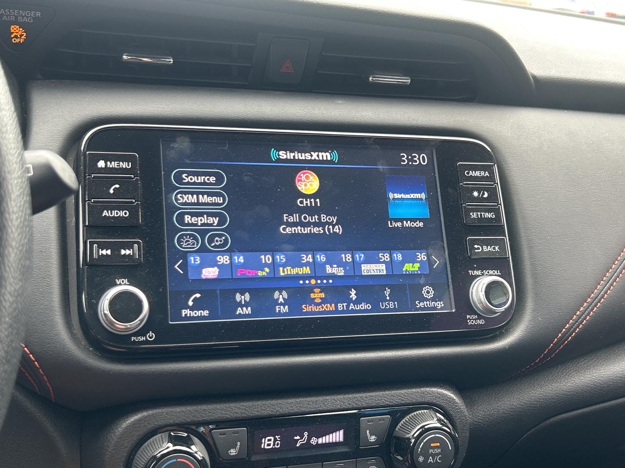 2022 Nissan Kicks SR   Clean Carfax Photo