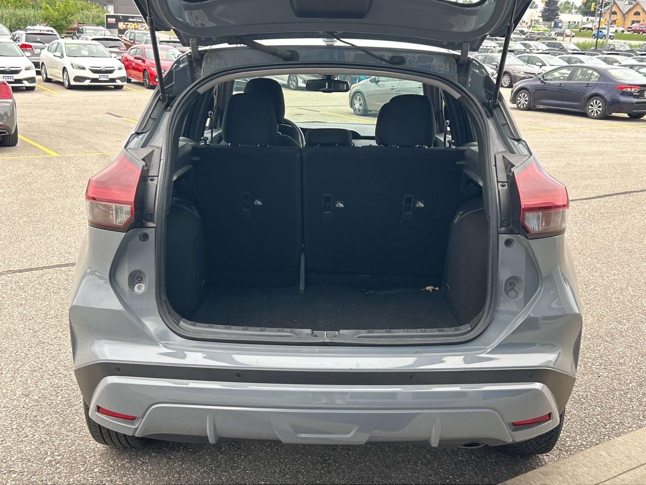 2022 Nissan Kicks SR FWD   Clean Carfax Photo