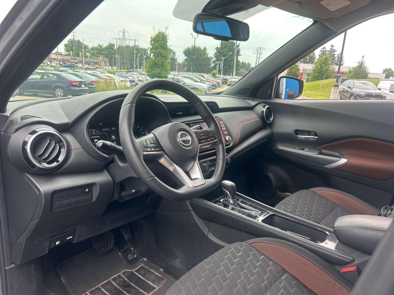 2022 Nissan Kicks SR FWD   Clean Carfax Photo