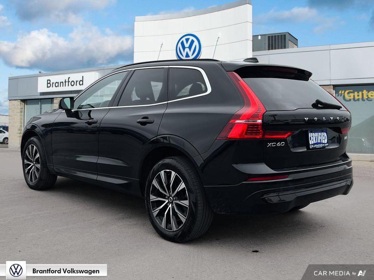 2023 Volvo XC60 B6 Core Photo
