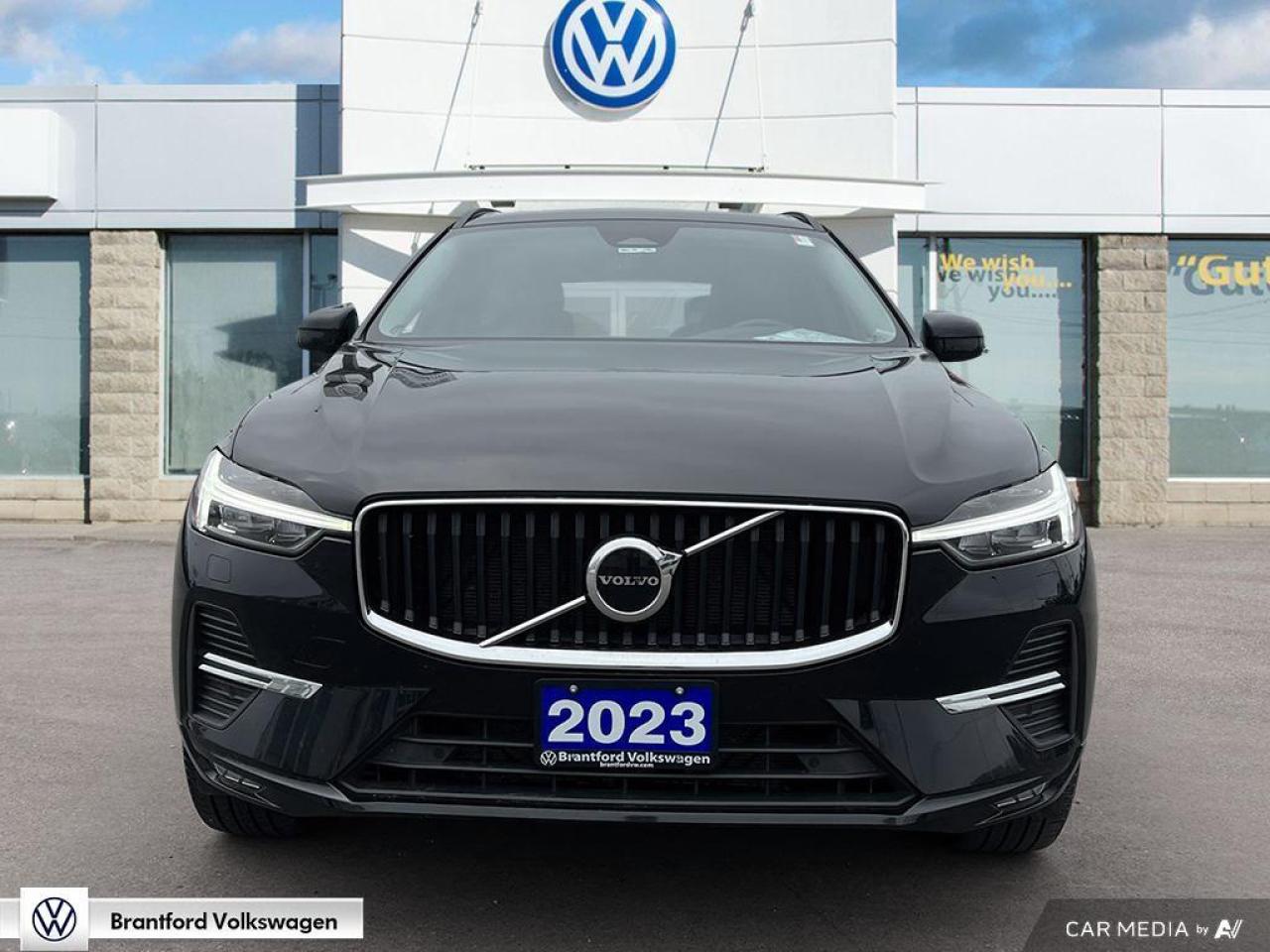 2023 Volvo XC60 B6 Core Photo