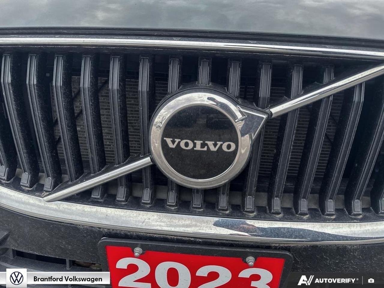 2023 Volvo XC60 Core Photo