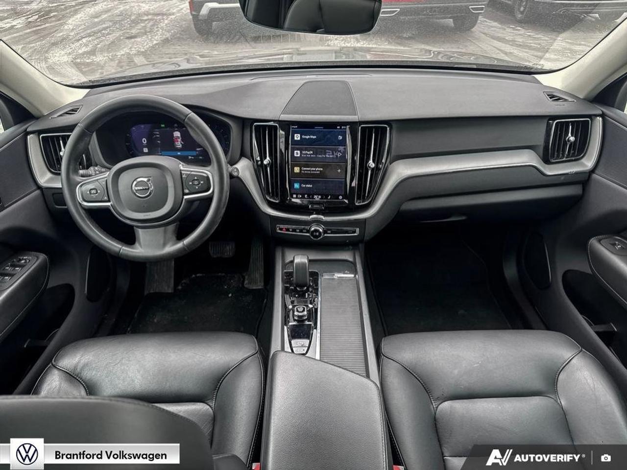 2023 Volvo XC60 Core Photo