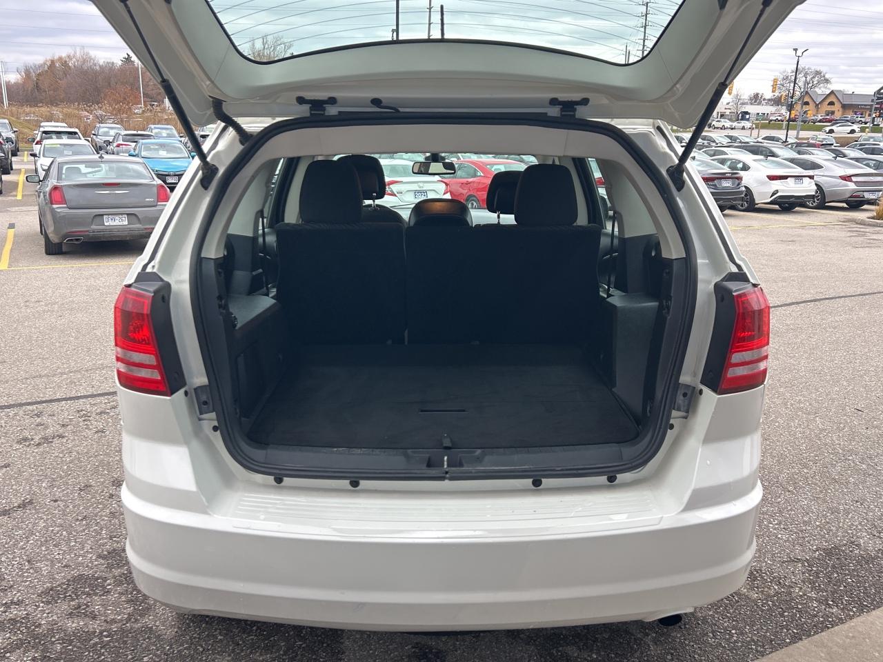 2019 Dodge Journey Canada Value Pkg Photo4