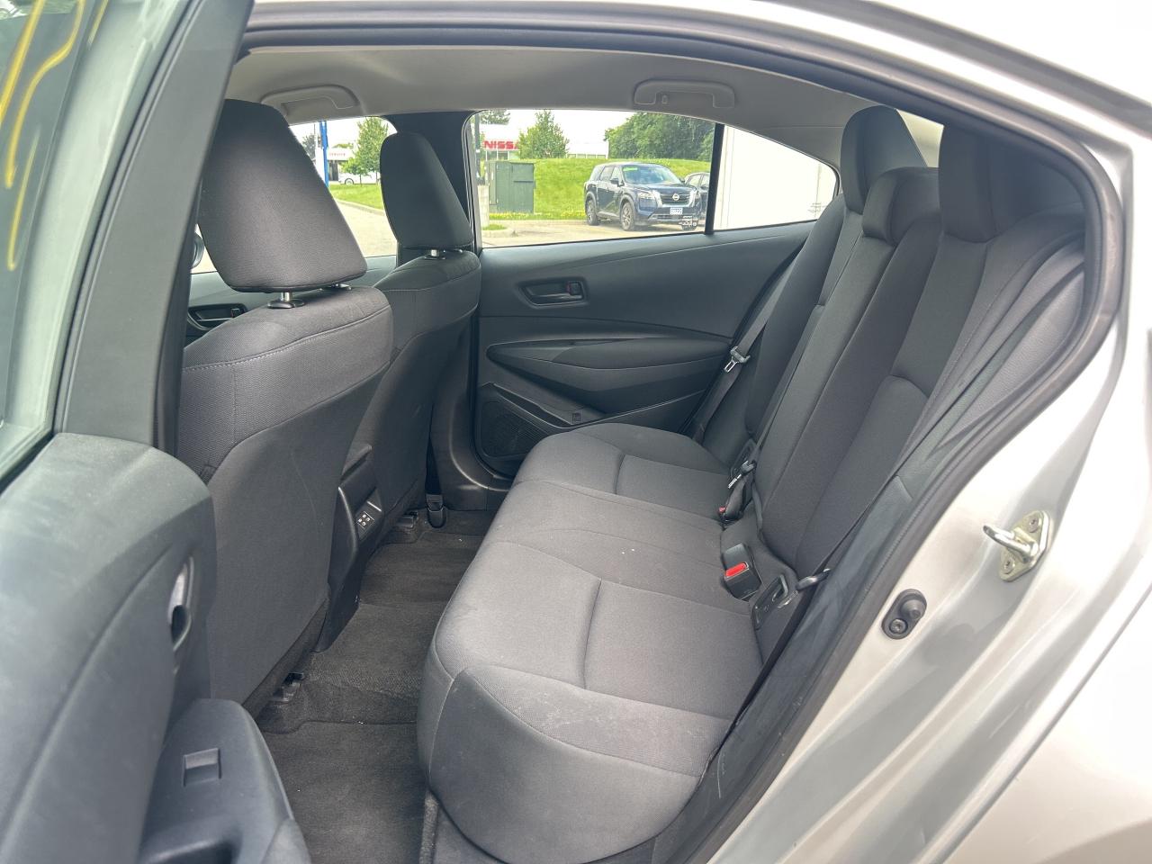 2023 Toyota Corolla LE     Factory Warranty   Clean Carfax Photo