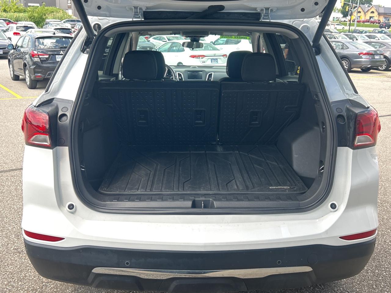 2022 Chevrolet Equinox LT   Factory Warranty   Clean Carfax Photo