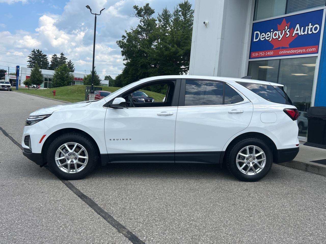 2022 Chevrolet Equinox LT   Factory Warranty   Clean Carfax Photo