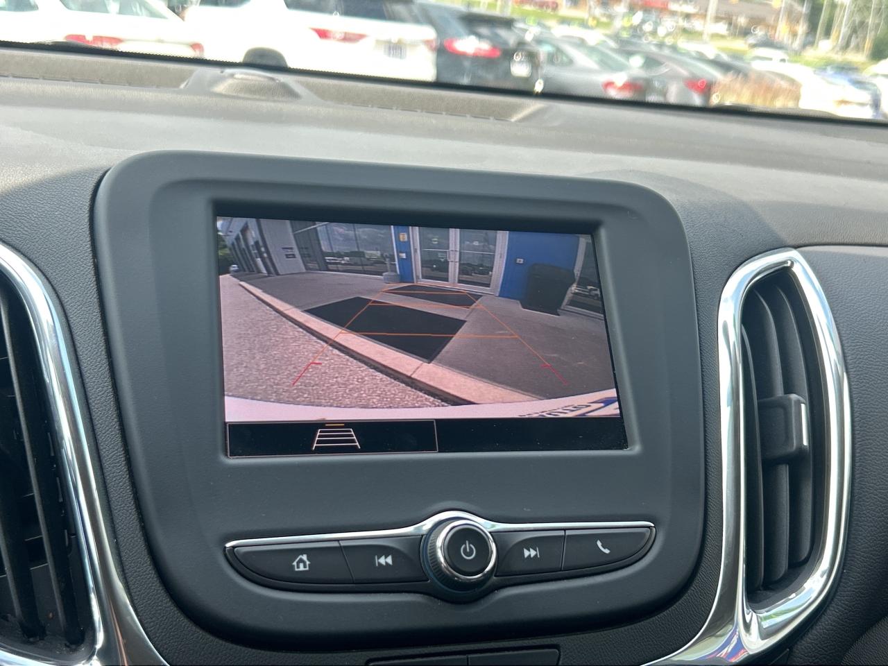 2022 Chevrolet Equinox LT   Factory Warranty   Clean Carfax Photo