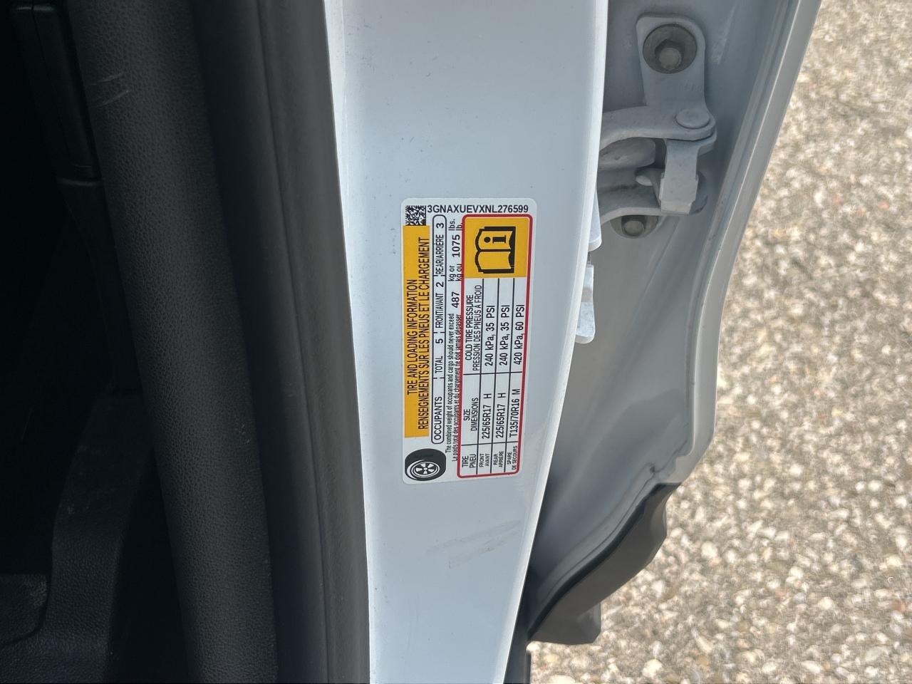 2022 Chevrolet Equinox LT   Factory Warranty   Clean Carfax Photo