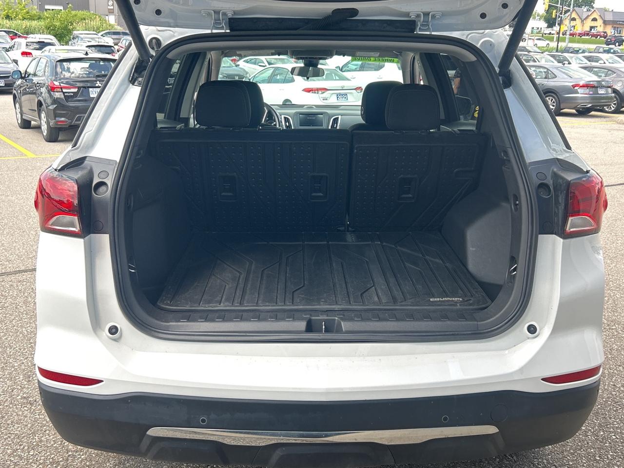 2022 Chevrolet Equinox LT   Factory Warranty   Clean Carfax Photo