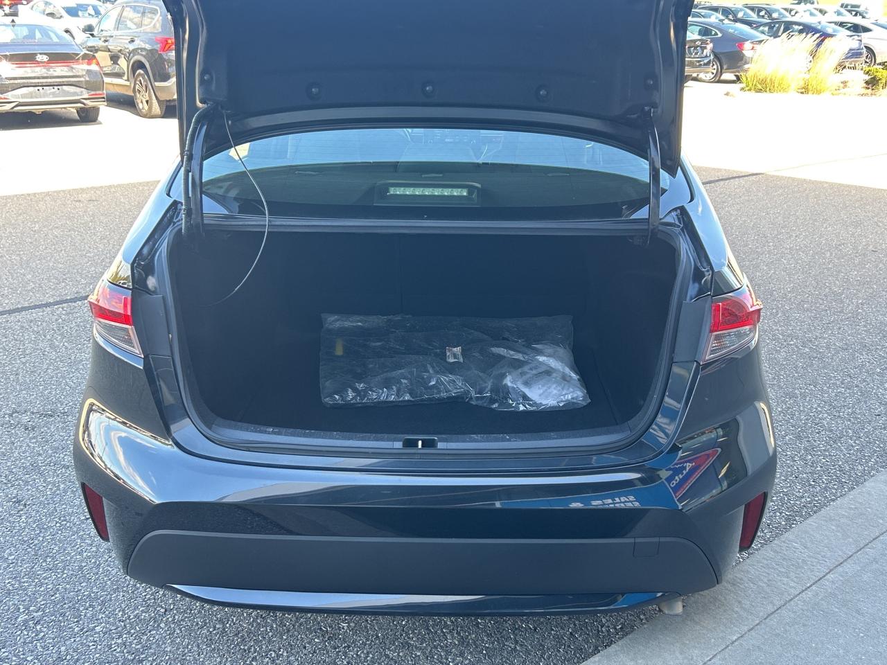 2022 Toyota Corolla Hybrid CVT w-Li Battery Photo4