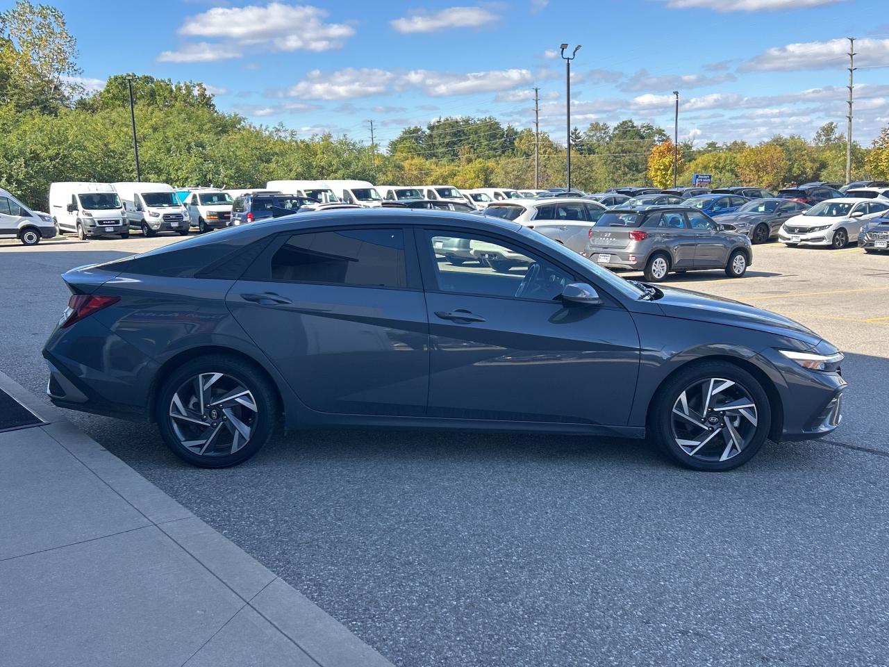 2025 Hyundai Elantra Preferred   NAV   Sunroof    Clean Carfax Photo