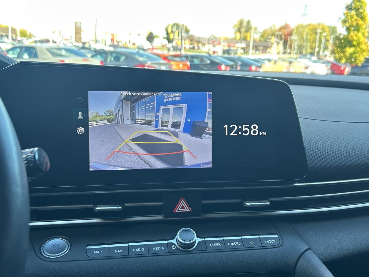 2025 Hyundai Elantra Preferred   NAV   Sunroof    Clean Carfax Photo