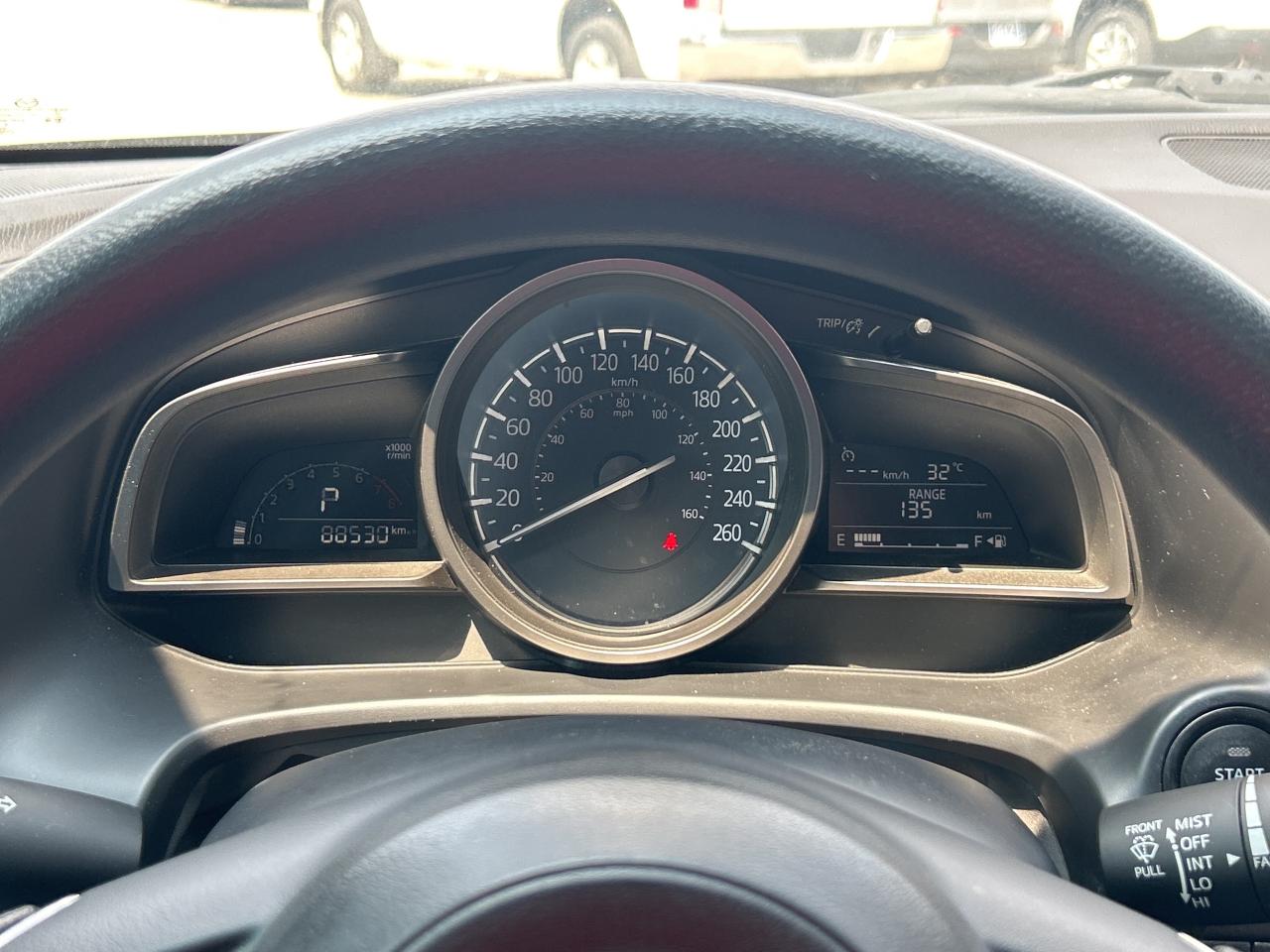 2018 Mazda MAZDA3 SE 2.0L   Clean Carfax Photo