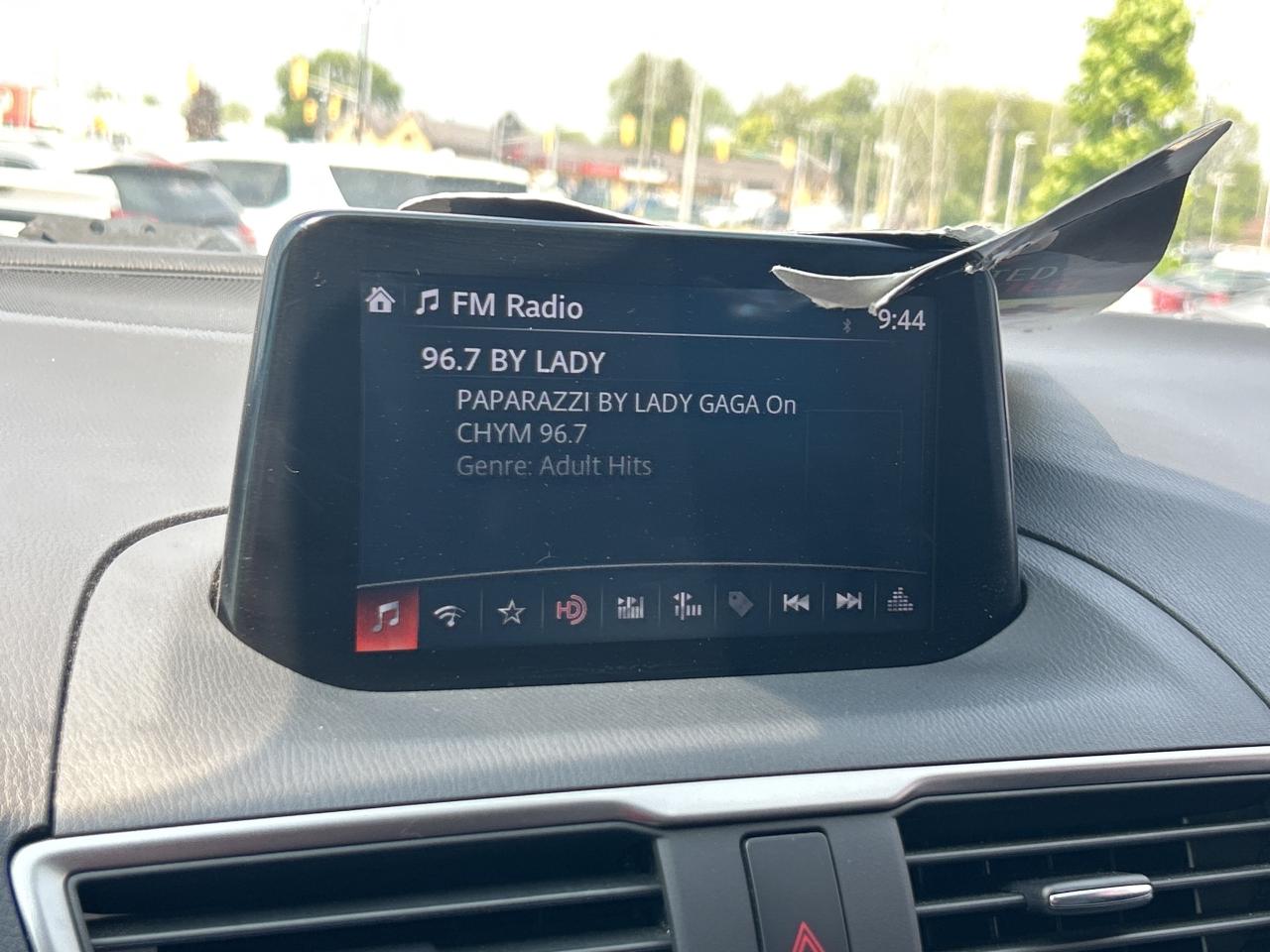 2018 Mazda MAZDA3 SE 2.0L   Clean Carfax Photo