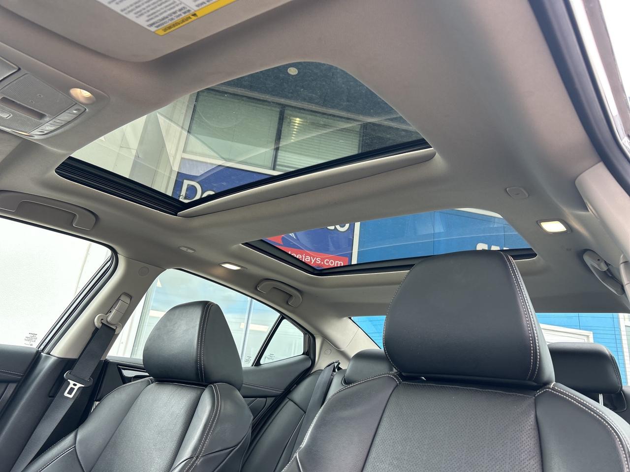 2023 Nissan Maxima SL   Leather   Dual Sunroof   Nav   Clean Carfax Photo