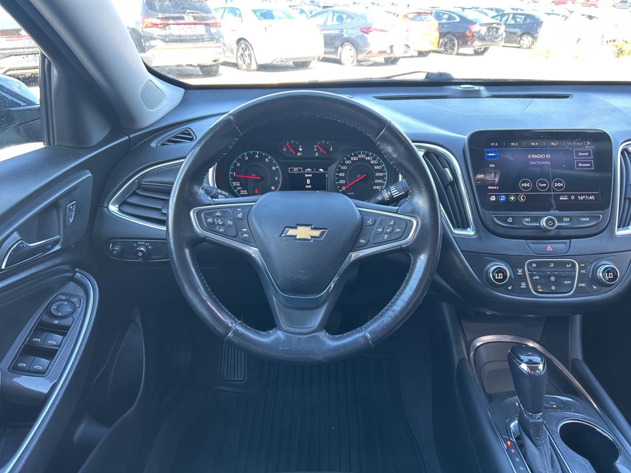 2019 Chevrolet Malibu LT   Leather   Sunroof   Clean Carfax Photo