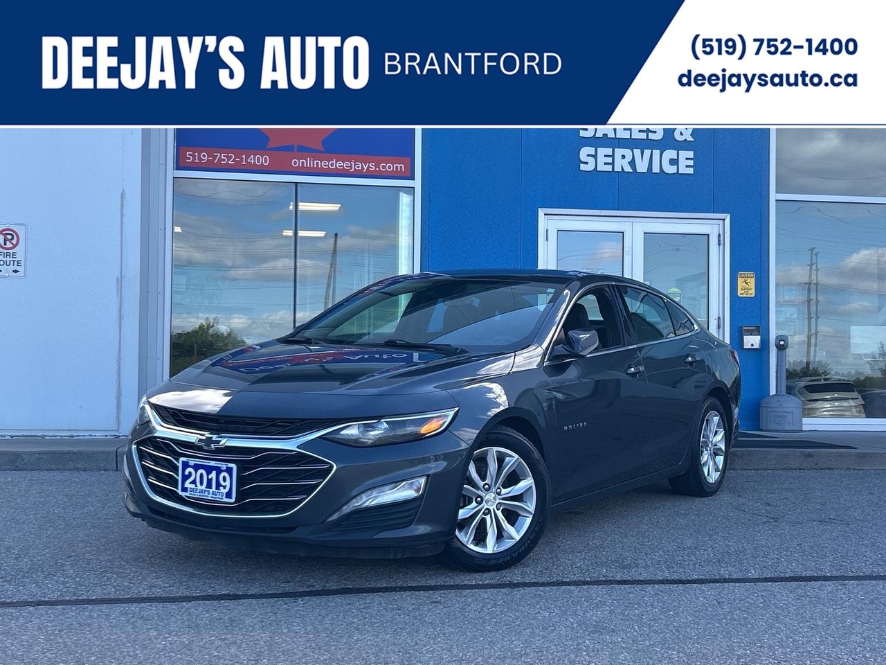 2019 Chevrolet Malibu LT   Leather   Sunroof   Clean Carfax Photo0