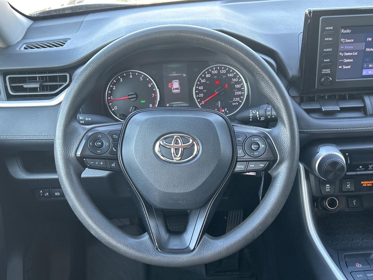 2021 Toyota RAV4 LE Photo