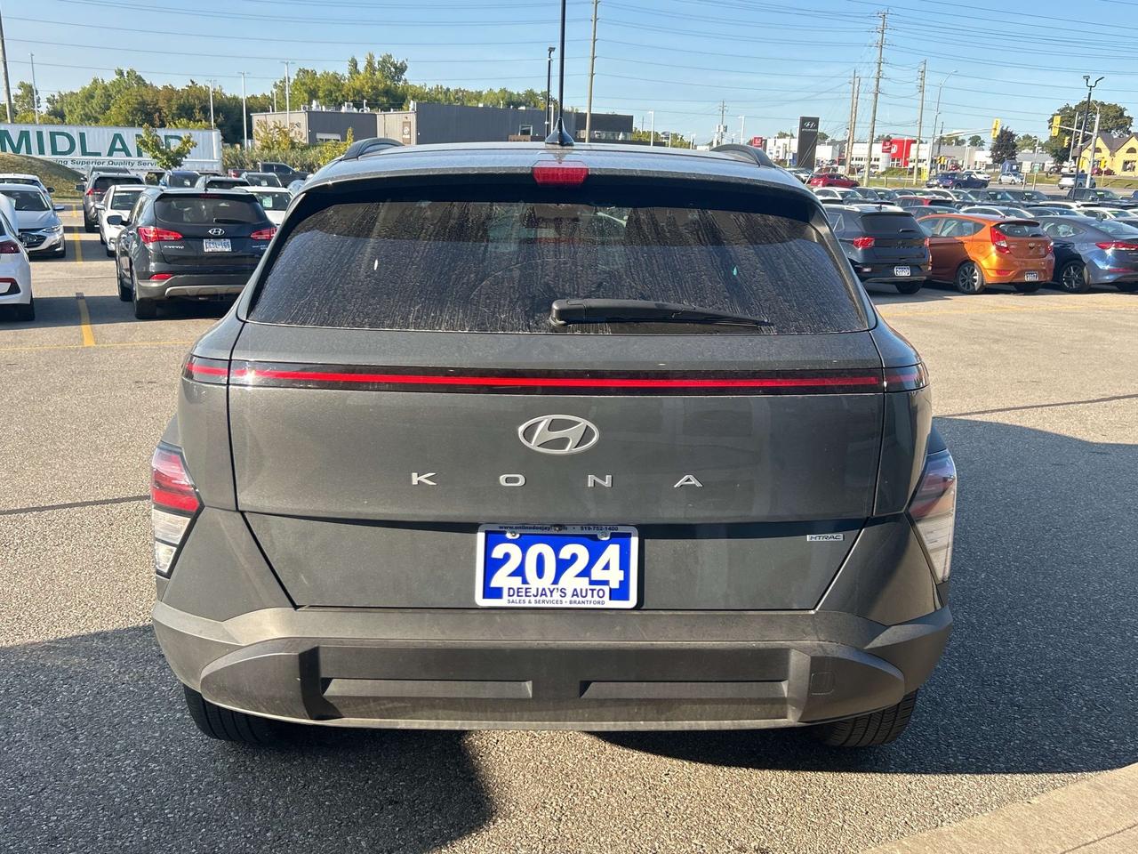 2024 Hyundai KONA Preferred AWD   Factory Warranty   Clean Carfax Photo3