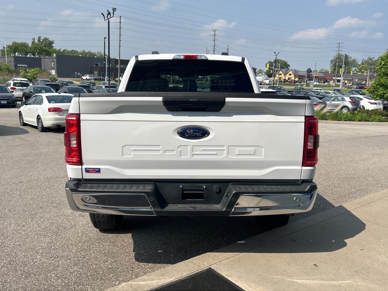2022 Ford F-150 XLT SuperCrew 5.5' Box   NAV   Clean Carfax Photo3