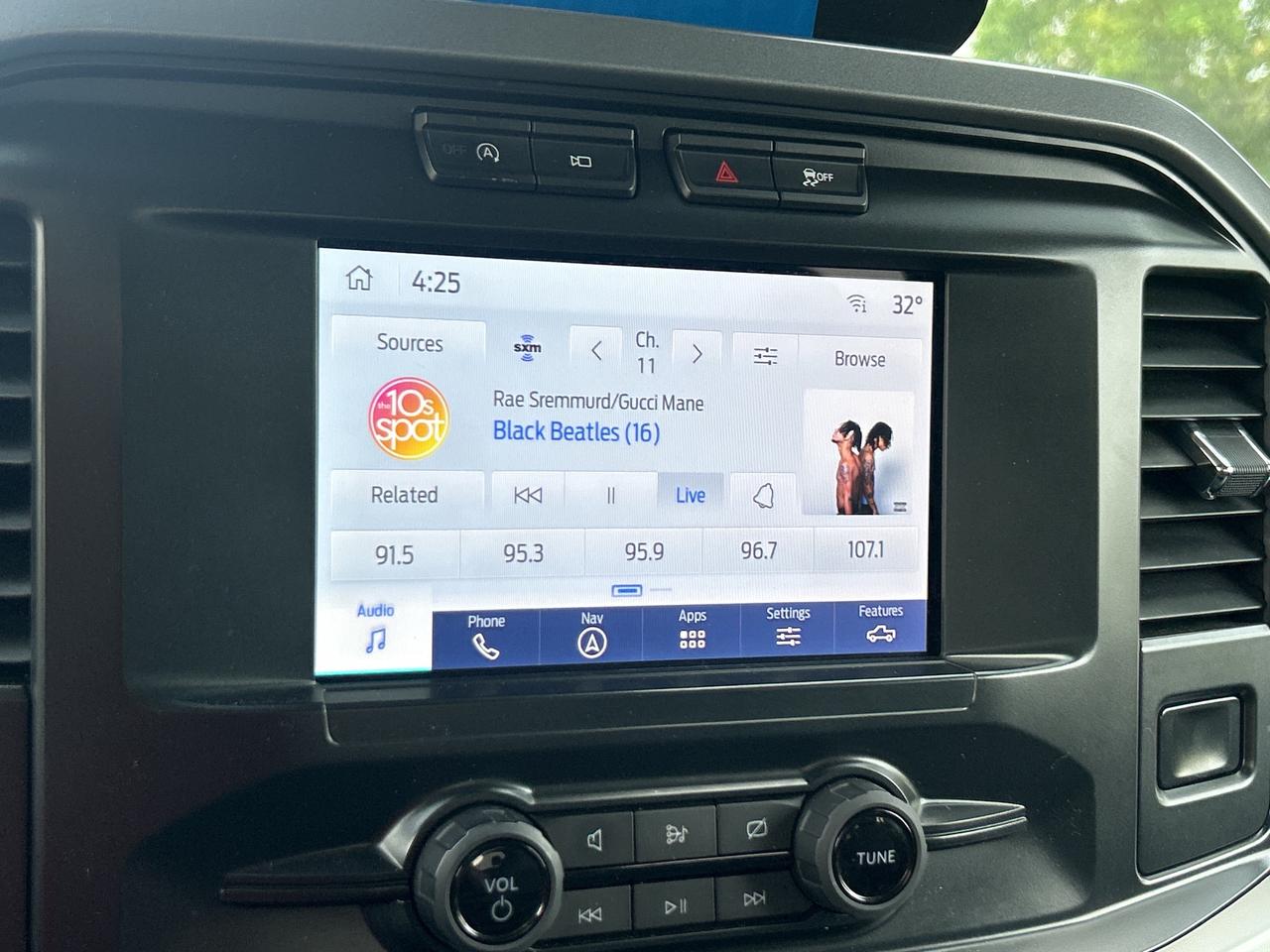 2022 Ford F-150 XLT SuperCrew 5.5' Box   NAV   Clean Carfax Photo