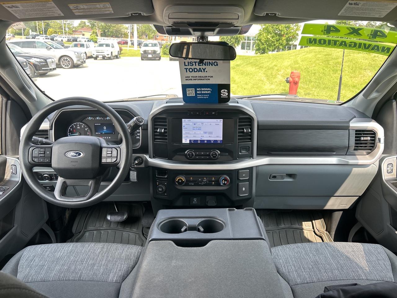 2022 Ford F-150 XLT SuperCrew 5.5' Box   NAV   Clean Carfax Photo