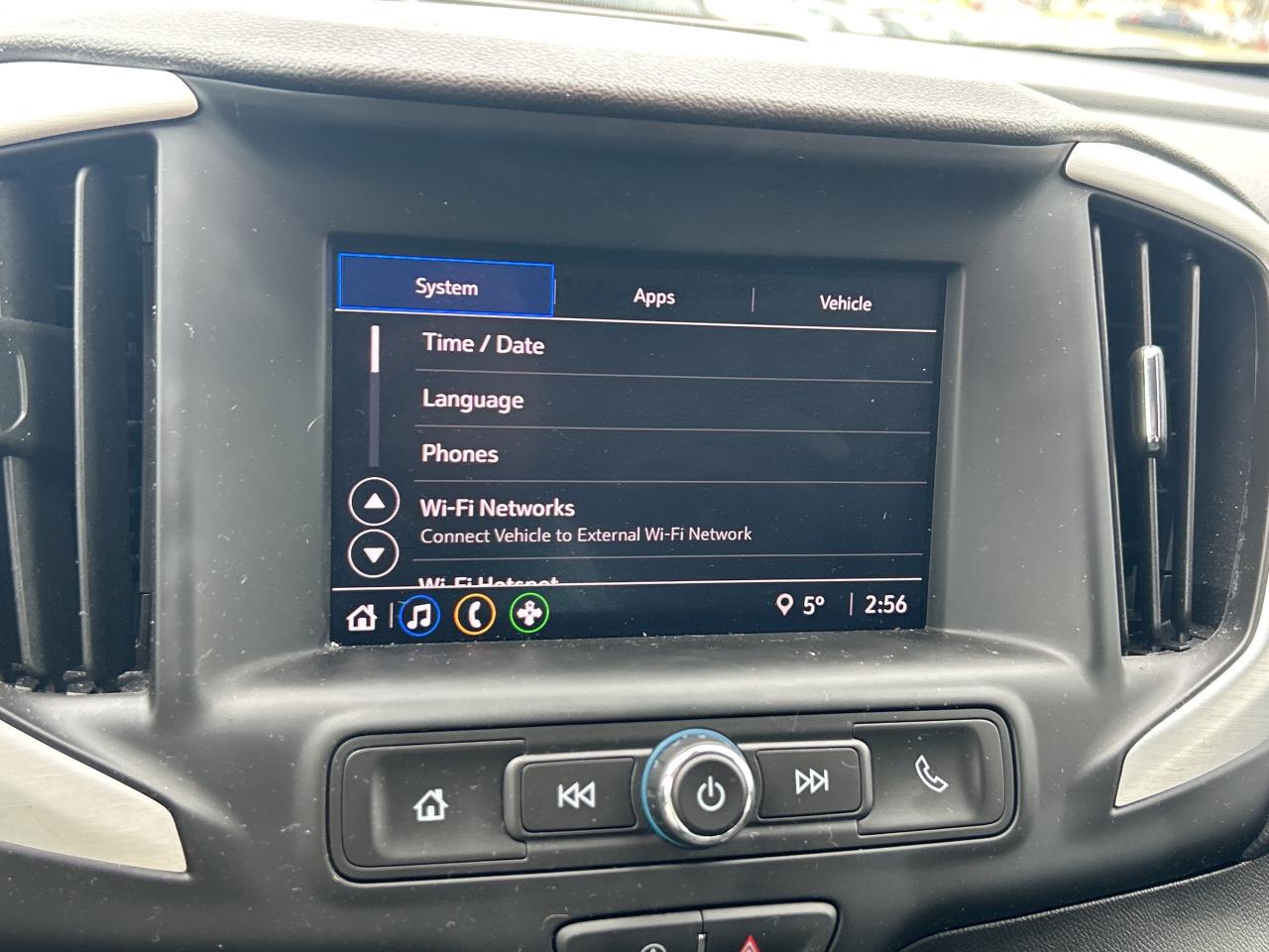 2024 GMC Terrain Low KM   Clean Carfax Photo