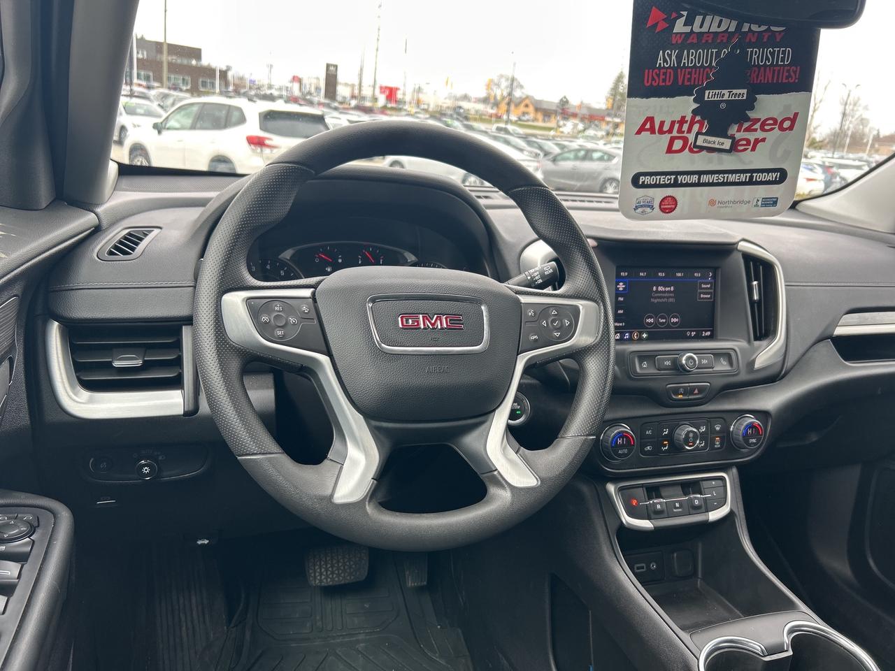 2024 GMC Terrain Low KM   Clean Carfax Photo