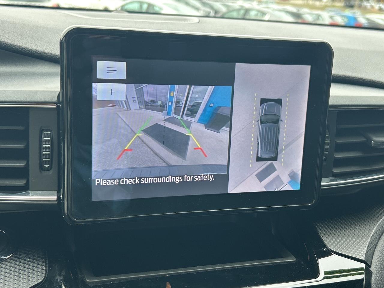 2022 Ford Explorer ST-Line   6 Pass   Loaded   Clean Carfax Photo