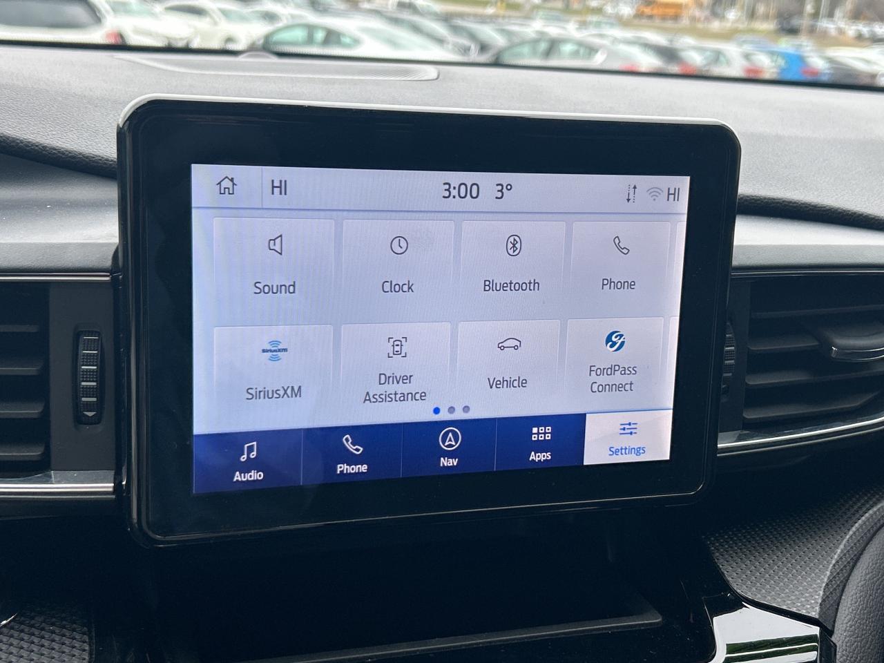 2022 Ford Explorer ST-Line   6 Pass   Loaded   Clean Carfax Photo