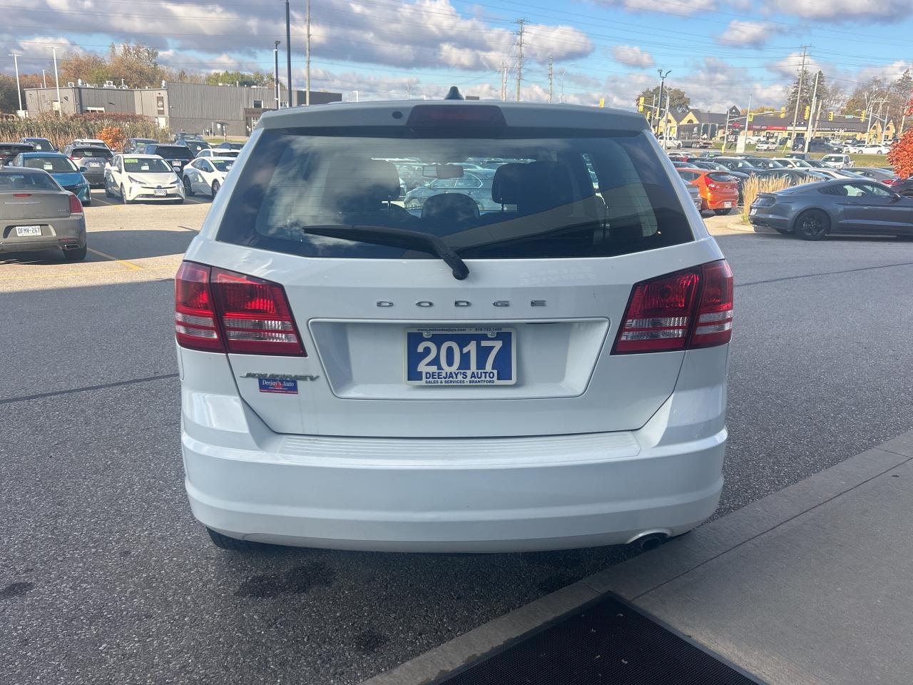 2017 Dodge Journey Canada Value Pkg   Clean Carfax Photo