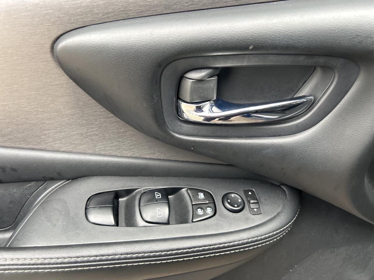 2020 Nissan Murano SV   Panoramic Roof   NAV   Clean Carfax Photo