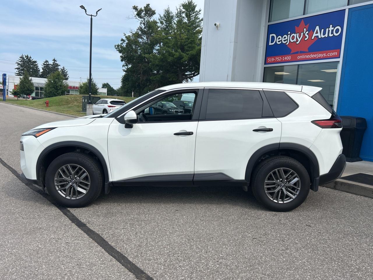 2022 Nissan Rogue S   Clean Carfax Photo