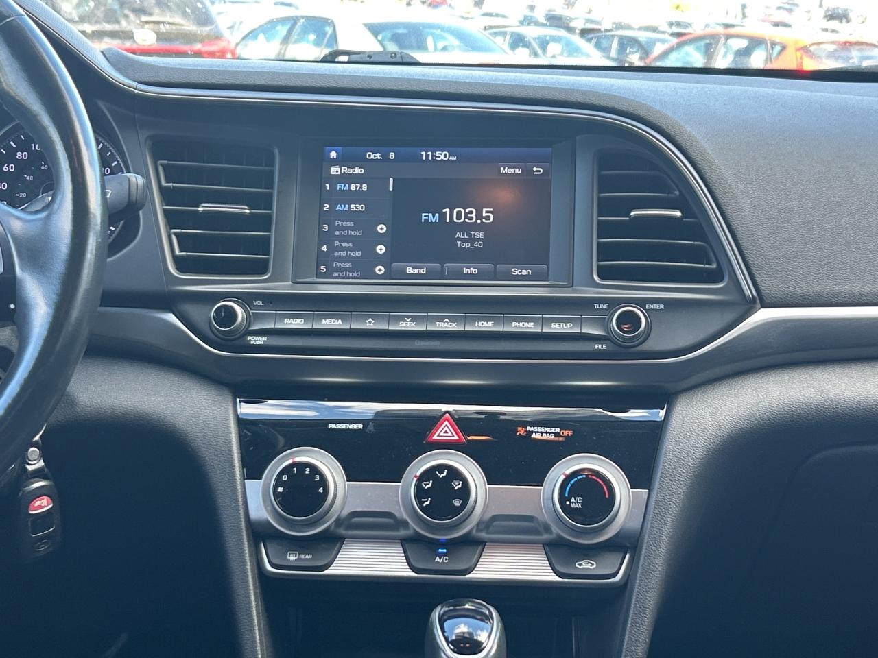 2020 Hyundai Elantra Preferred Photo