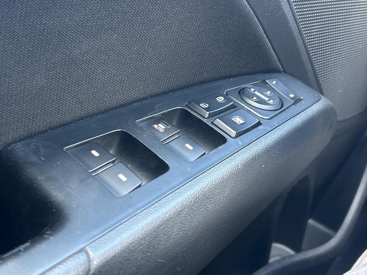 2020 Hyundai Elantra Preferred Photo