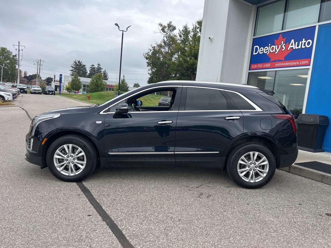 2021 Cadillac XT5 Luxury   Low KM   Clean Carfax Photo