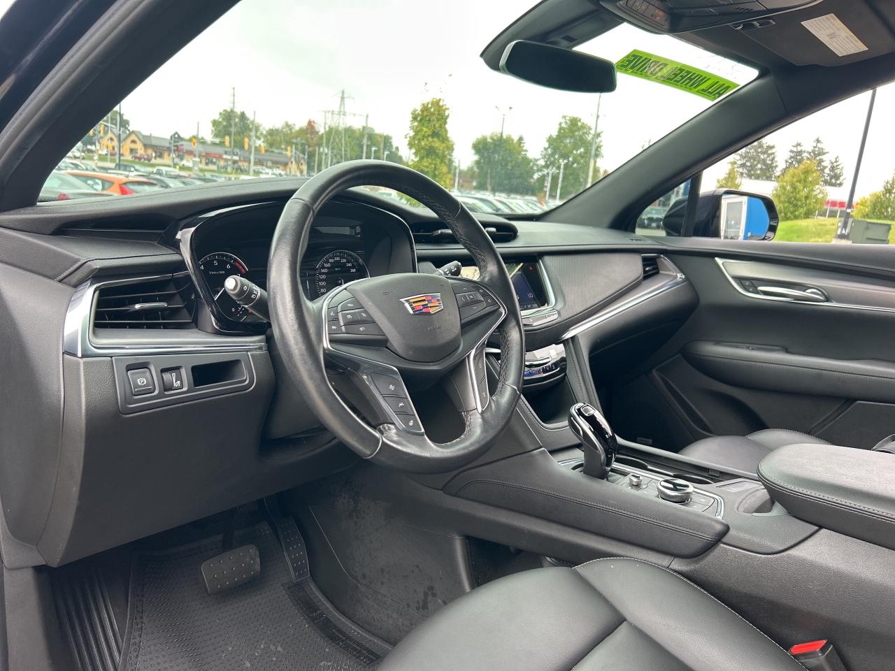 2021 Cadillac XT5 Luxury   Low KM   Clean Carfax Photo