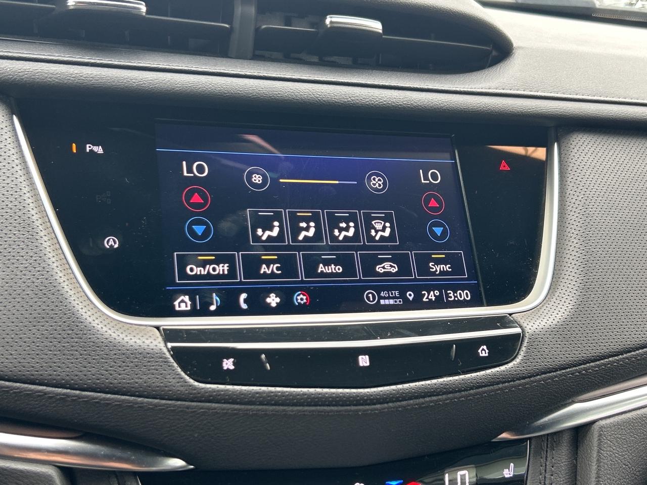 2021 Cadillac XT5 Luxury   Low KM   Clean Carfax Photo