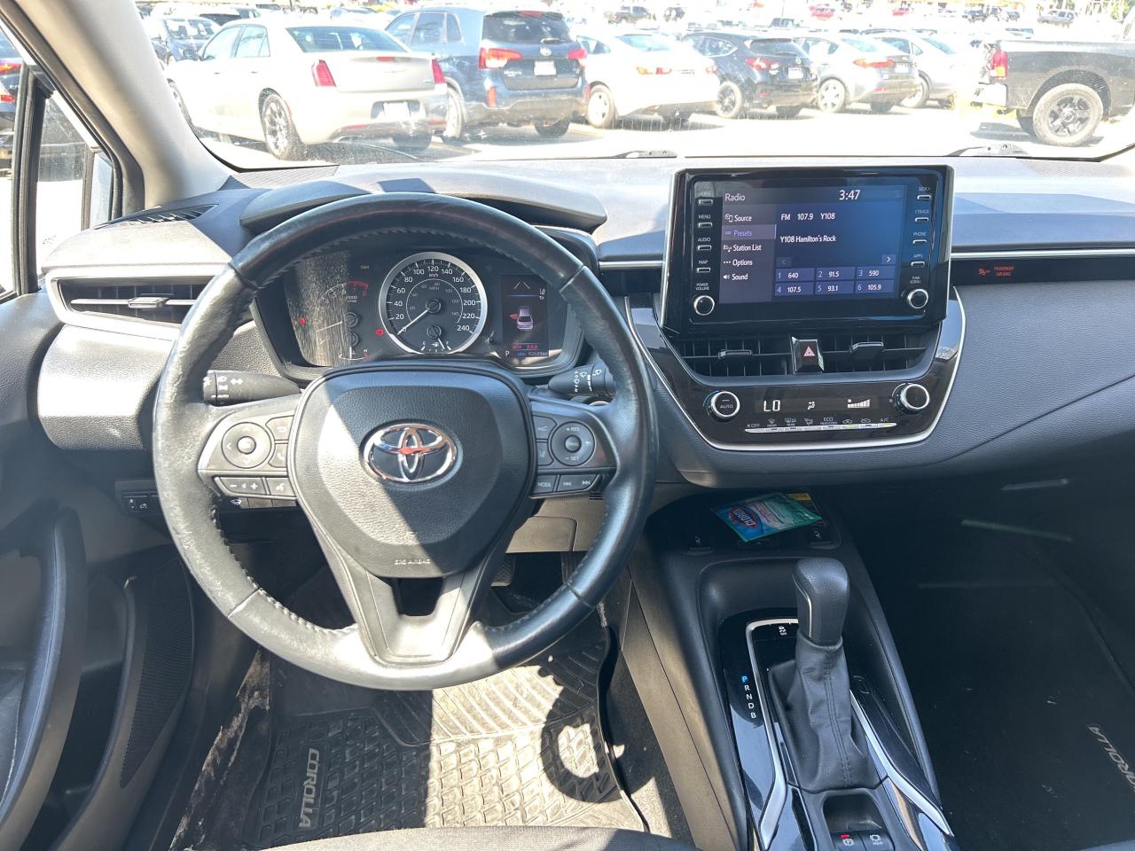 2021 Toyota Corolla LE CVT   Clean Carfax Photo