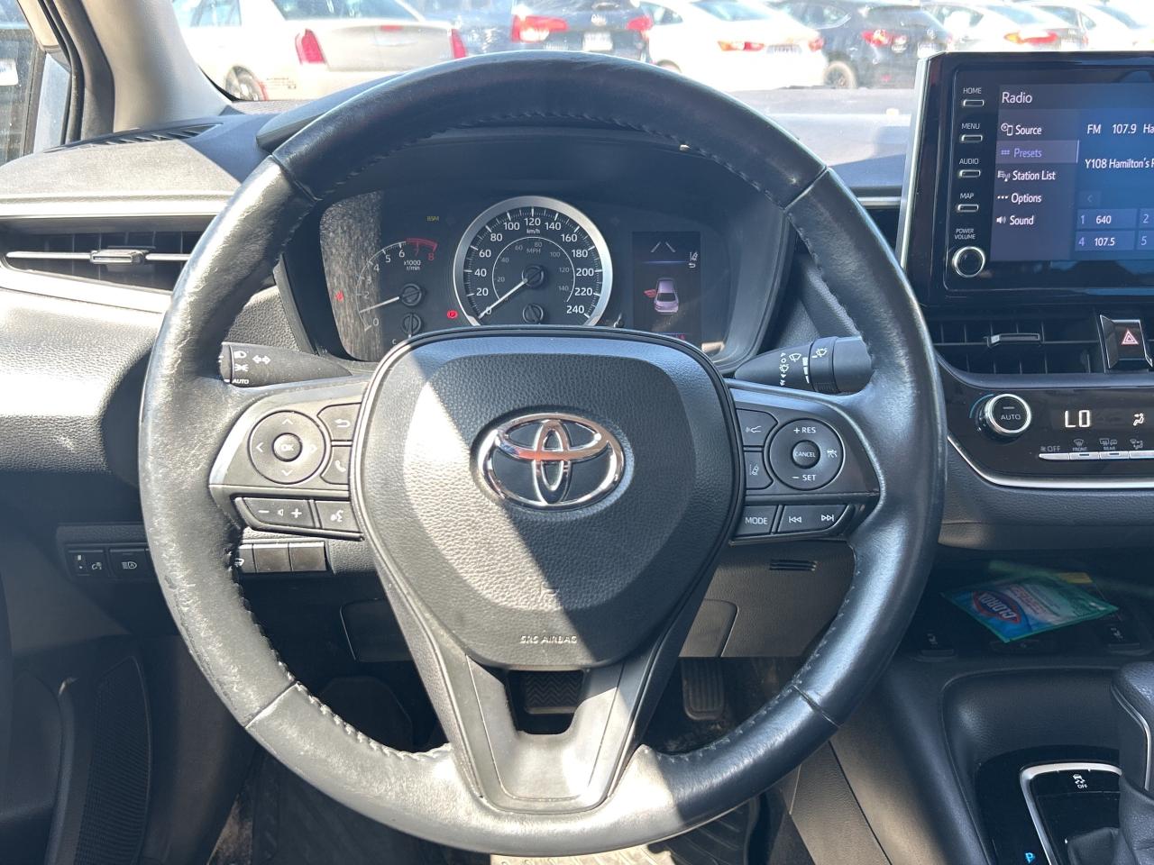 2021 Toyota Corolla LE CVT   Clean Carfax Photo